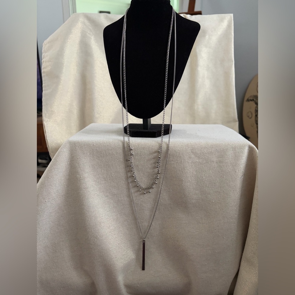 paparazzi Silver Layered Bar & Bead Necklace